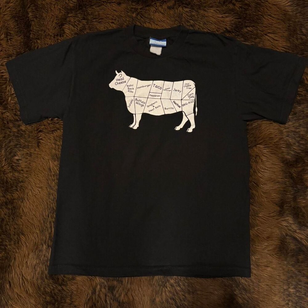 VTG Black & white meat cut diagram t-shirt w white cow diagram meat cuts Men’s S